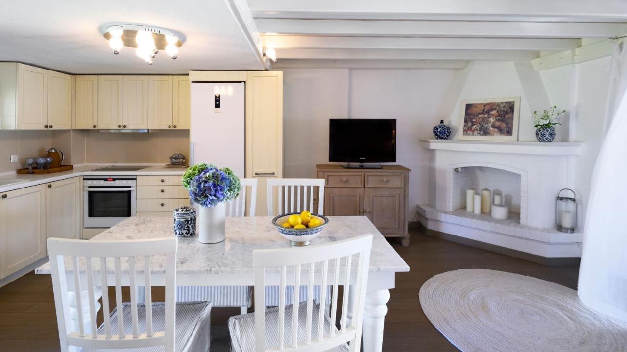 Soleado Beachfront Villa Skála Foúrkas المظهر الخارجي الصورة
